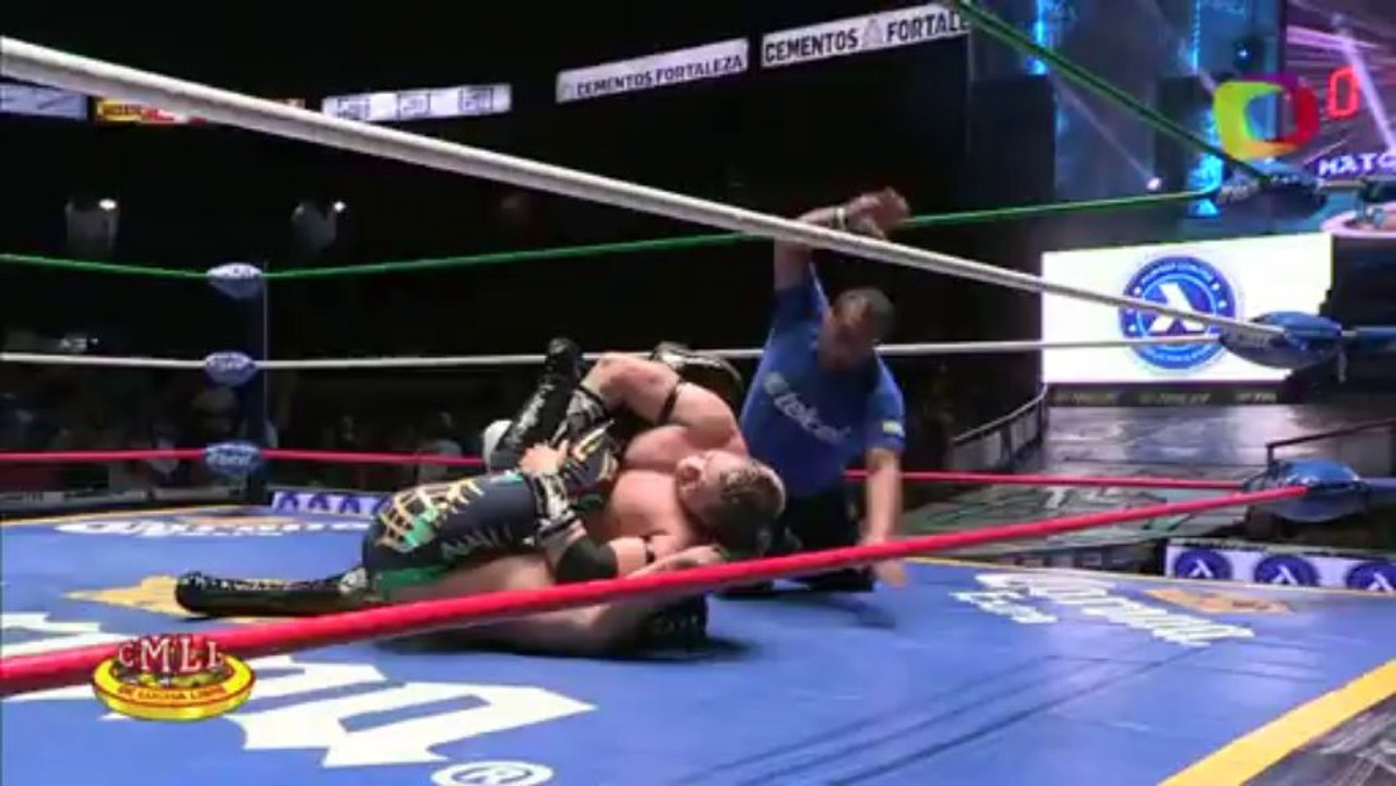 Titán vs Vangellys in a lightning match