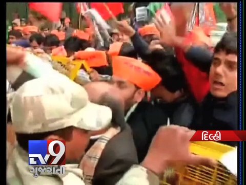 Arvind Kejriwal calls off protest after L-G agreed to demands - Tv9 Gujarati