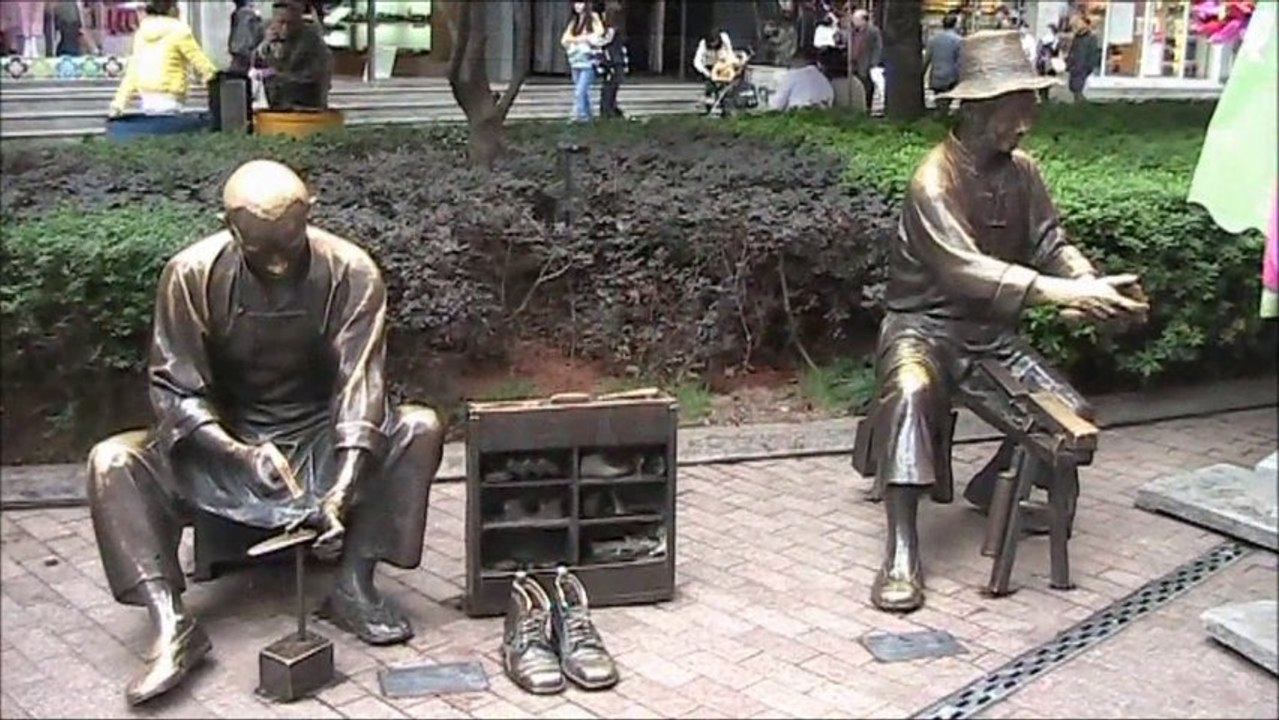 Huang Long Jing (Dragon Well), Huang Xing Lu Bu Xing Jie - Changsha, China Holidays