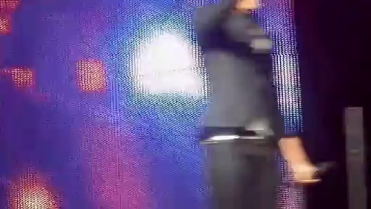 Union J - Taylor Swift Medley (Cardiff Second Row - Magazines and TV Screens Tour).mp4