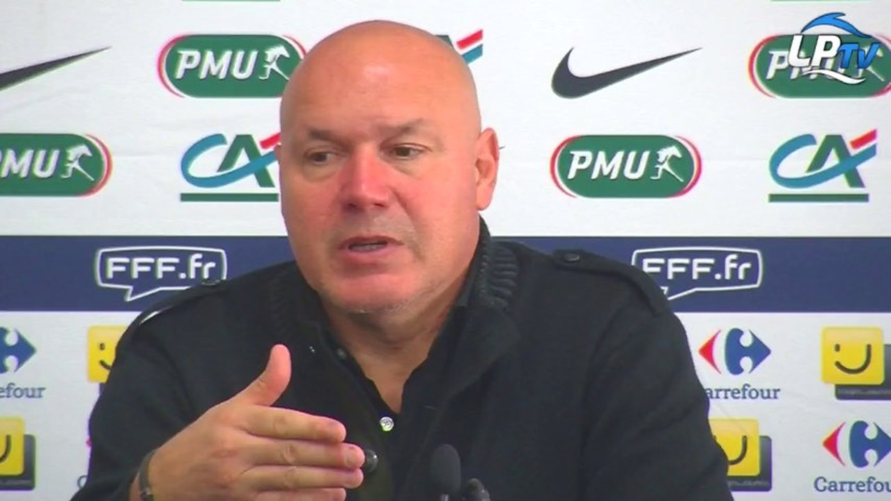 Anigo pointe du doigt certains joueurs...