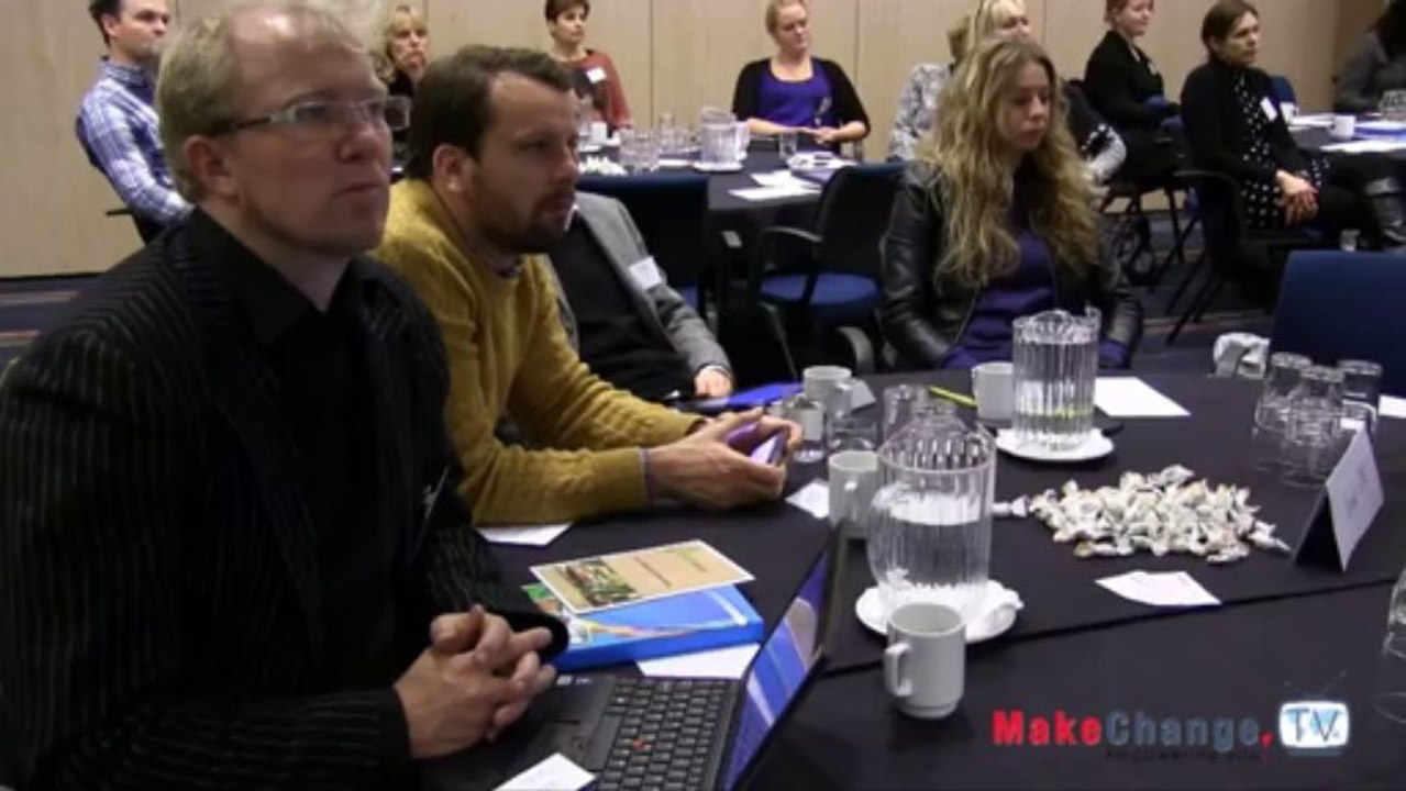 Make Change TV Ep. 5_ Lars Kolind on CSR, _Unboss_ and David Hessekiel on _Cause Marketing_