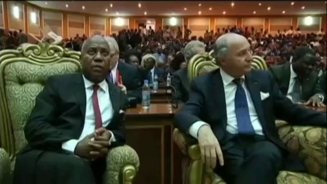 Centrafrique : la nouvelle présidente prend ses fonctions, les violences continuent