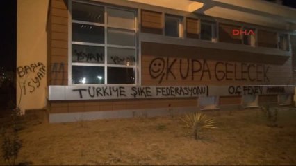Taraftarlardan TFF Binasını Gece Baskını: O Kupa Gelecek