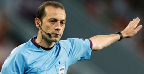 Cüneyt Çakır'ın Profesyonel Hakemlik İsyanı