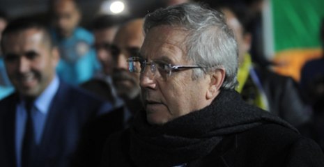 Aziz Yıldırım Fenerbahçe'ye Onursal Başkan Oluyor