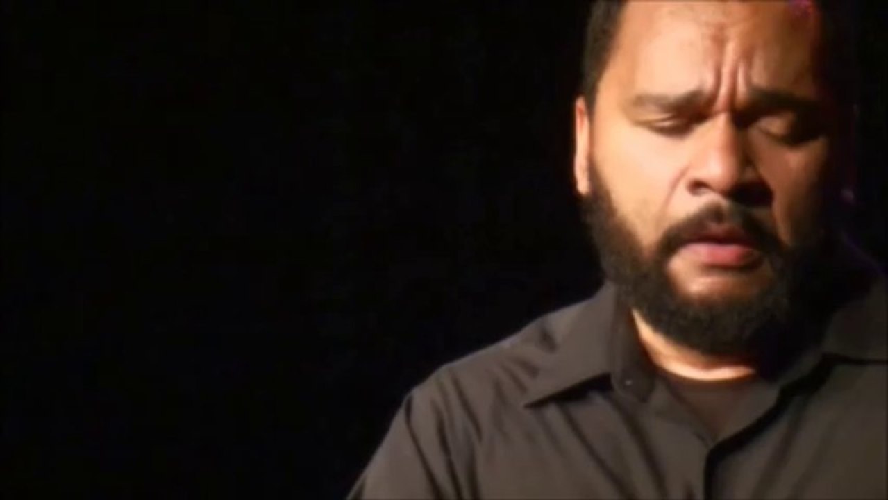 Dieudonne - Le délit de fuite ( Extrait du spectacle Sandrine )