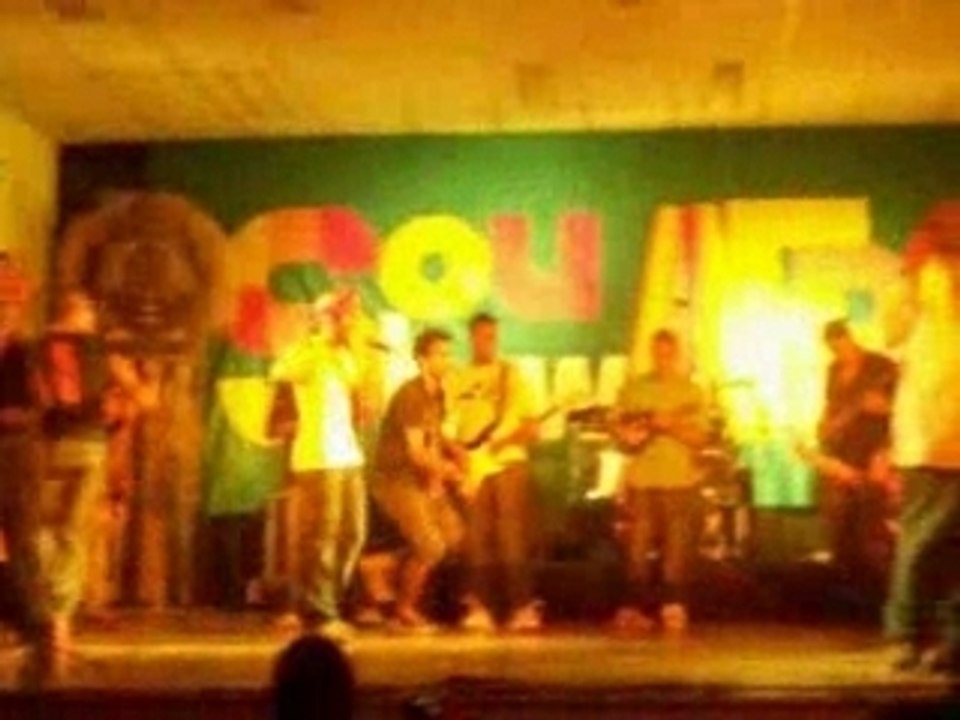 ::: MIXA INTRUSOS CREW :::