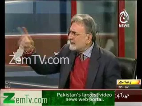 You can Call me Confused but please don't teach me Journalism - Nusrat Javaid to Mushtaq Minhas