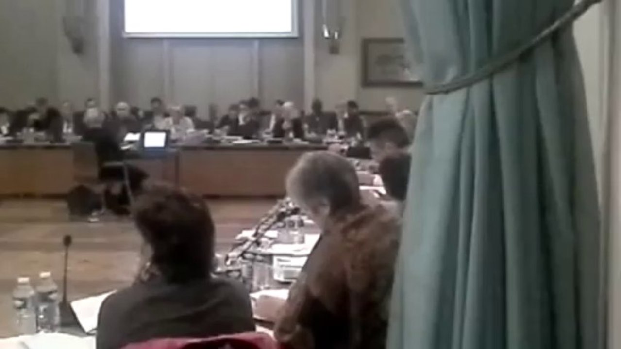 Thierry AURY sur les rythmes scolaires. Conseil municipal de Beauvais 18 décembre 2013