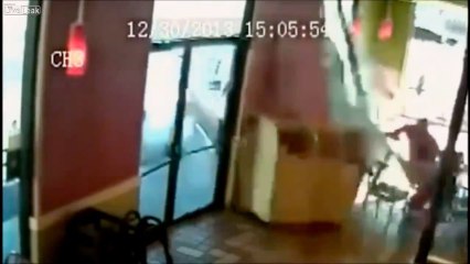 Crazy Drunk Crashes Through Florida Popeye's