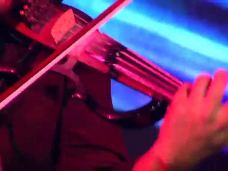 DEVRAN SADECE SEVDİM SENİ BEN