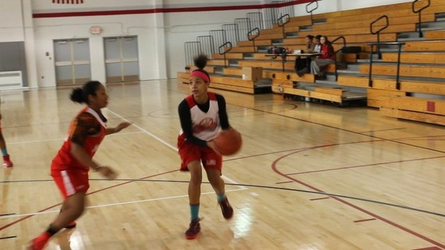 Amari Carter steps up for St. John’s