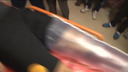 Ayağı Kırılan Galatasaraylı Aydın'a Geçmiş Olsun Ziyareti