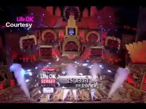 Sonu Sood and Shahrukh Khan at Screen awards