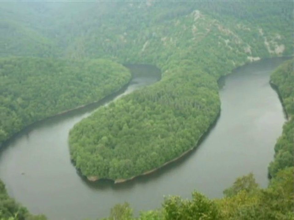 AUVERGNE à moto n°2 (juillet 2013)