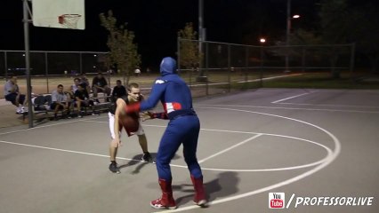 Captain America nous fait une démo de Basket-ball!