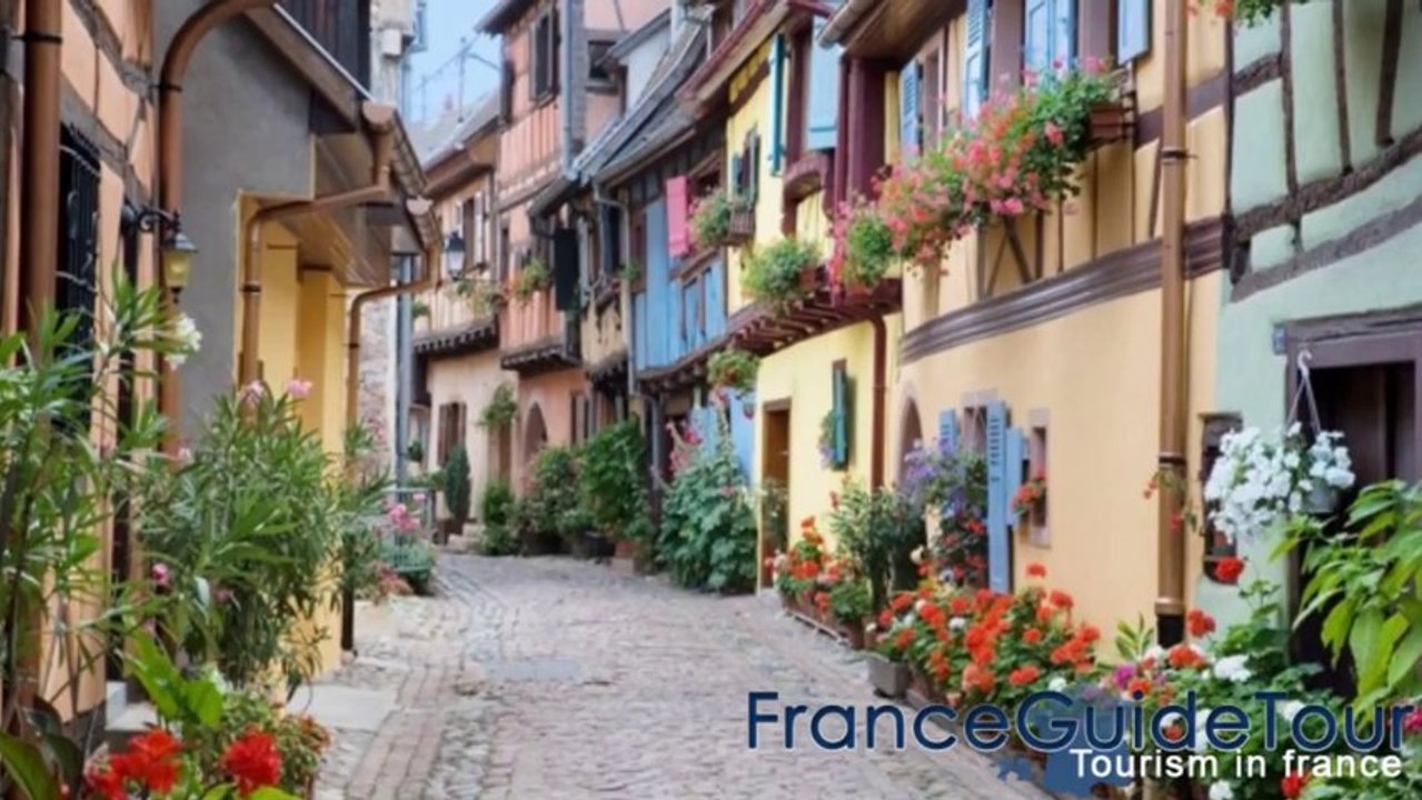 Eguisheim, l'un des plus beaux villages de France (Alsace, Haut-Rhin, franceguidetour)