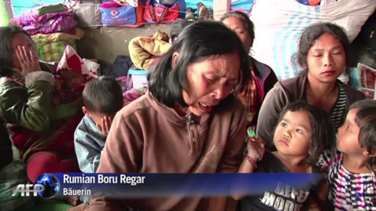 Vulkanausbruch treibt tausende Indonesier in die Flucht