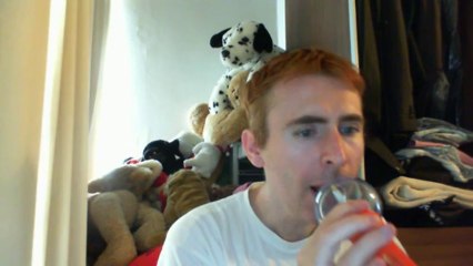 Wiwi égratigne "mon voisin est mort" de Leny Escudero