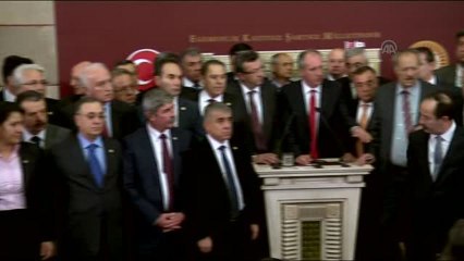 TBMM Genel Kurulu'ndaki kavga - CHP Grup Başkanvekilleri İnce ve Altay -