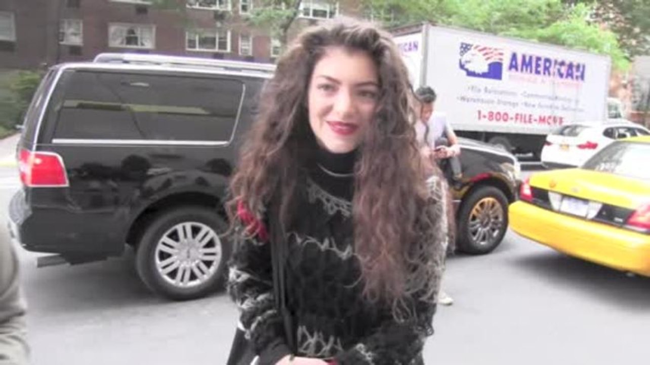 Lorde bittet Taylor Swift um Rat
