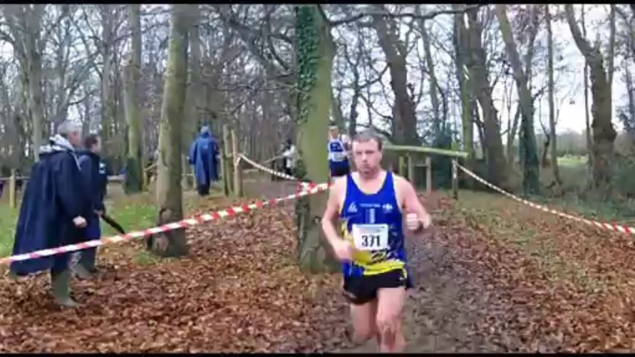 CHAMPIONNAT DE BRETAGNE DE CROSS 2014 ... - Rennes  vétérans hommes avec MARIO ET SON PETIT VELO