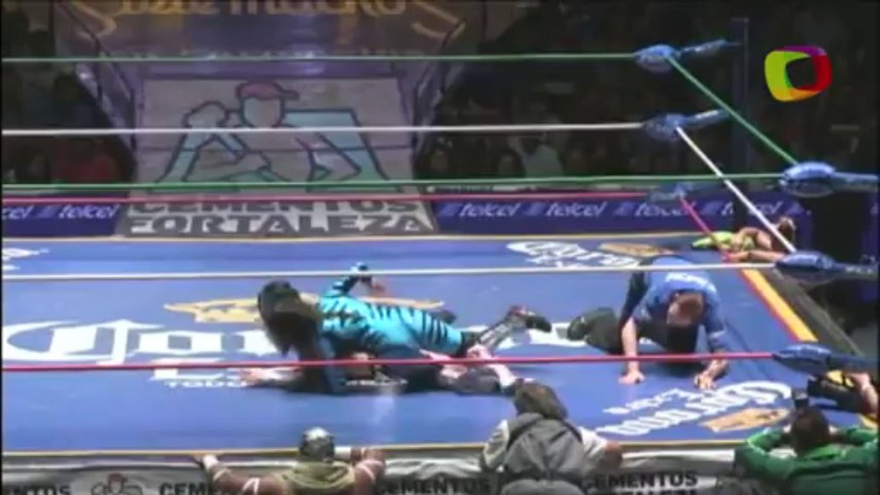 Marcela vs Dallys la Caribeña for the CMLL World Women's Championship