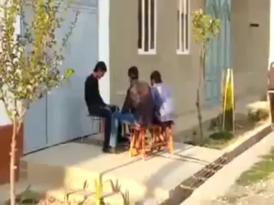Never Try Such Dangerous Prank