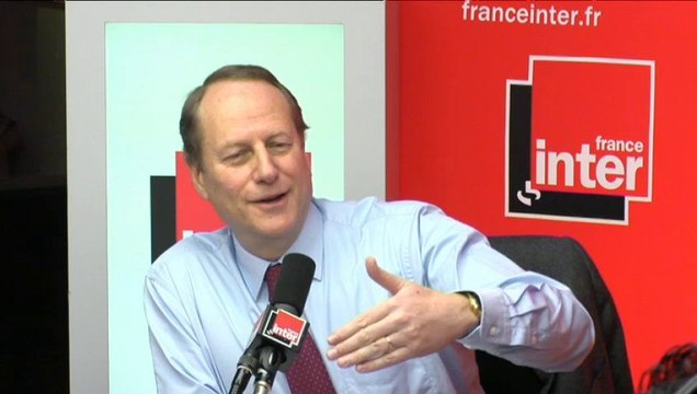 Jean-Jacques Urvoas: Mettre Manuel Valls à la télé, ça suffit pas