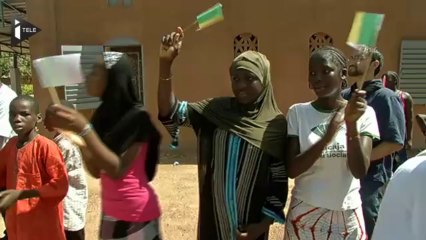 Mission en Inde pour V. Trierweiler