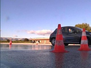 Des cours de conduite pour les fonctionnaires de police - 24/01