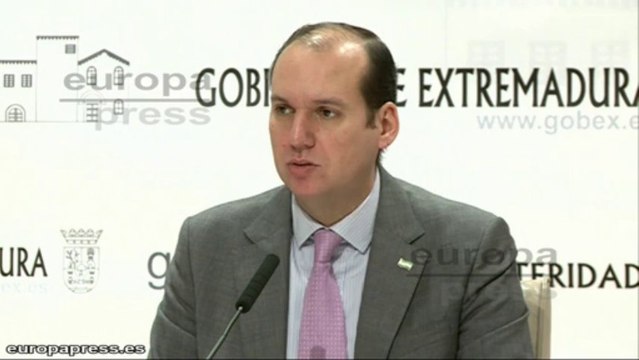 Recurren las oposiciones de la exconsejera extremeña