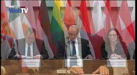 Συνέντευξη Τύπου των υπουργών Προστασίας του Πολίτη-Εσωτερικών-Ναυτιλίας στο Ζάππειο