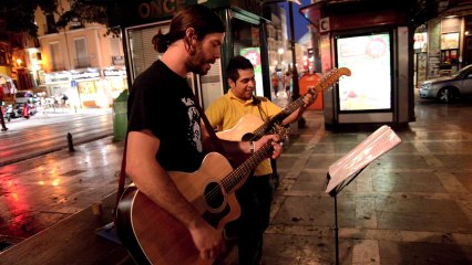 Granada Pza. Nueva Duo tema Beatles apptv