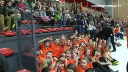 Couleur Cantal complexe sportif