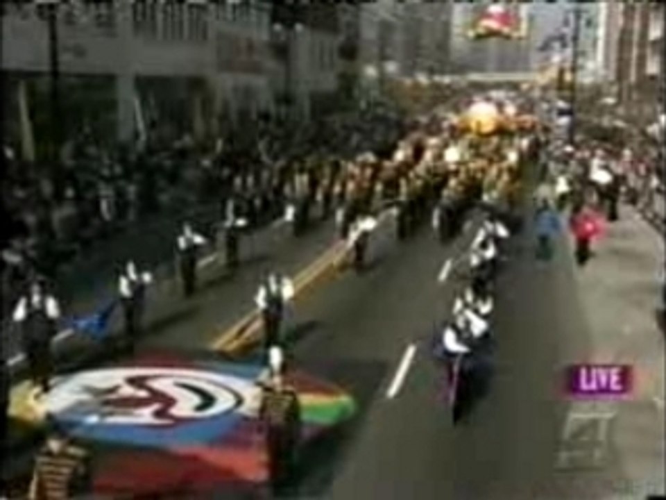 Parade_low