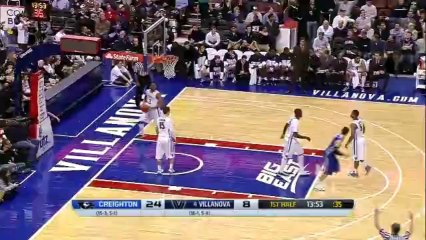 Peş peşe 9 üçlük attı