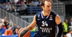 Zoran Planinic donne la victoire à l’Anadolu Efes de sa ligne des lancers !