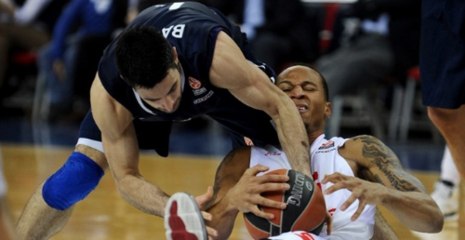 Anadolu Efes, EA7 Emporio Armani'yi 61-60 Yendi