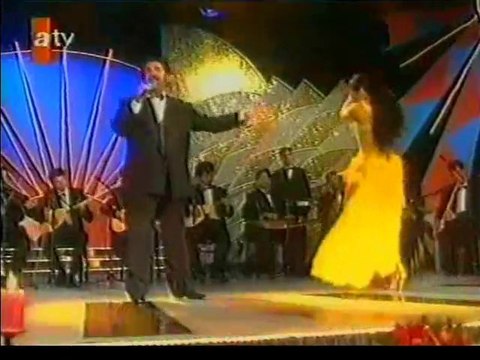 Burhan Cacan & Tanyeli - KIM KIME DUM DUMA video NOSTALJI atv