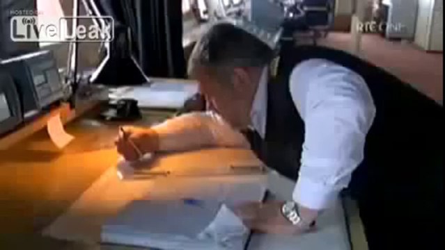 360p stereo - RUSSIAN NUCLEAR POWERED ICE BREAKER SHIP 50 LET POBEDY