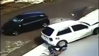 Amazing video Kid escape death by miracle - Allahu Akbar