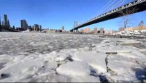 -East River buz tuttu