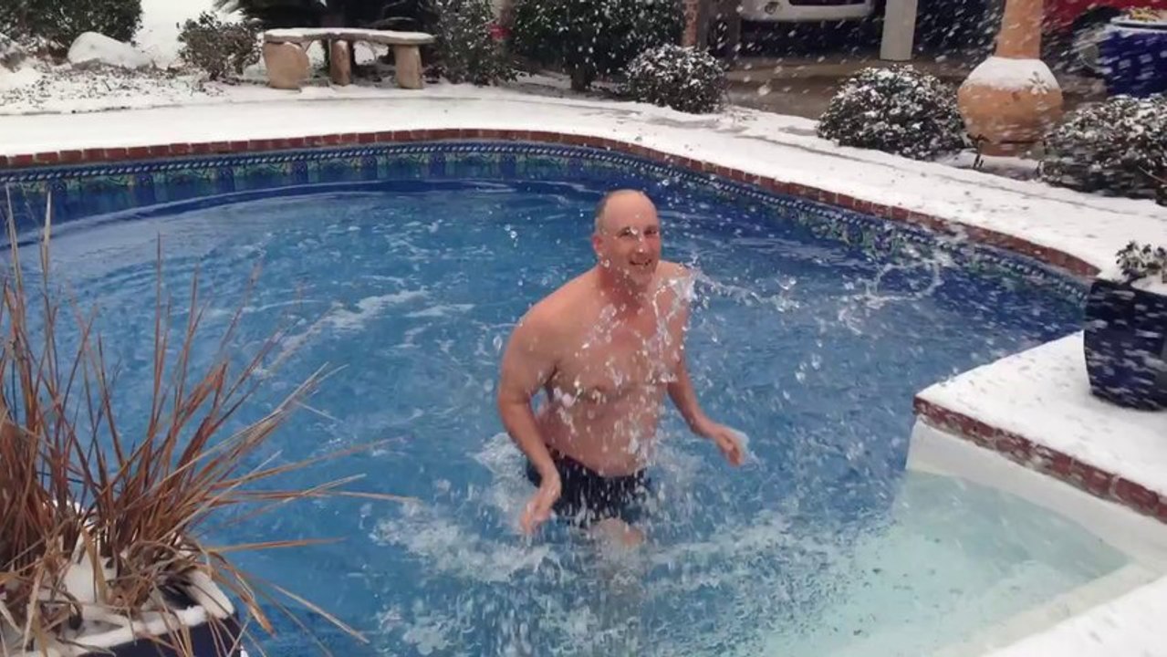 Dad Jumps Into Freezing Pool After Losing Bet video Dailymotion