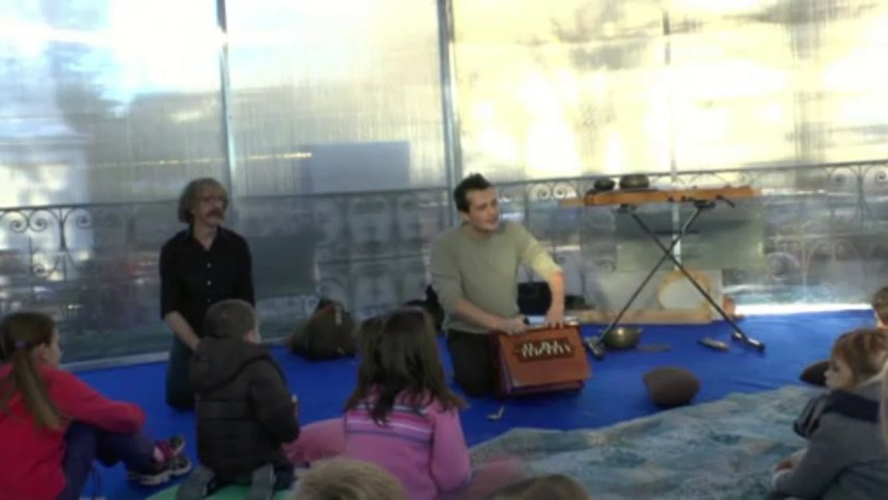 LES  W-D.D. MICHOU NEWS - 15 DECEMBRE 2013 - NOEL PYRENEEN - CONTES  PAR S. MAUHOURAT ET T. BAUDOIN.