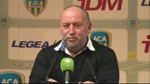 Conférence de presse AC Arles Avignon - FC Metz (1-0) : Franck  DUMAS (ACA) - Albert CARTIER (FCM) - 2013/2014