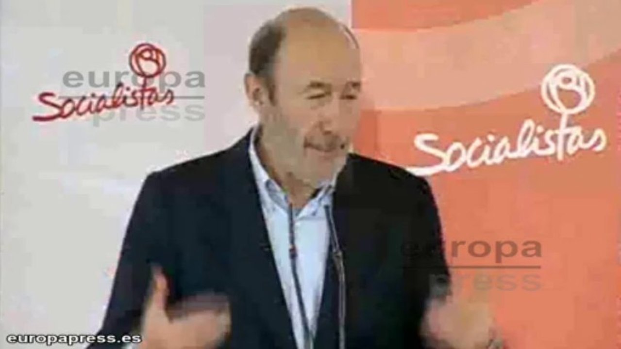 Rubalcaba: "Rajoy empobrece a la clase media"