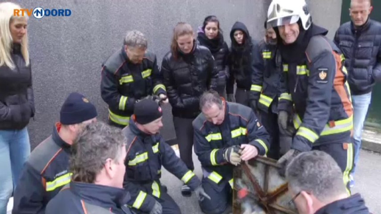 Poes in brug laat zich niet pakken - RTV Noord