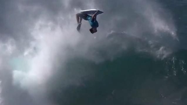 Bodyboard : monster back flip in slow motion - Pierre Louis Costes